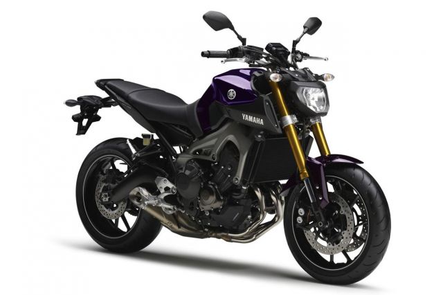 Hoja de especificaciones de Yamaha MT-09 2015 a 2022