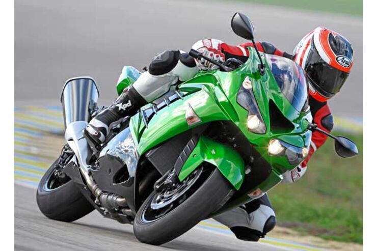 Kawasaki ZZR 1400 fabricada en 2012: la motocicleta más potente del mundo