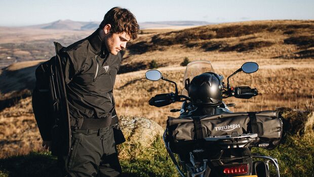 Ropa impermeable Triumph