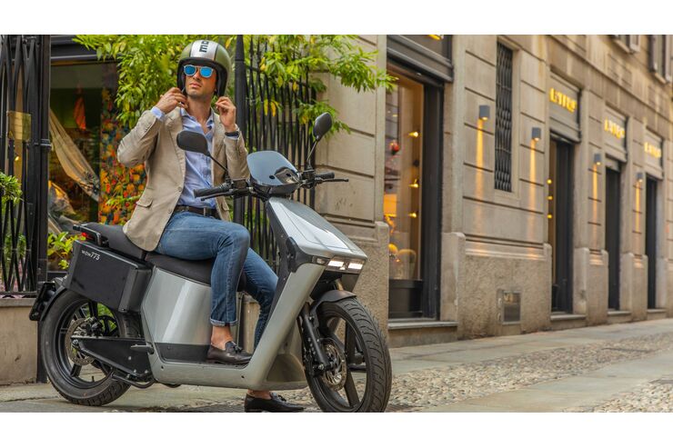 Scooter electrica WoW: 2 variantes con 45 y 85 km / h
