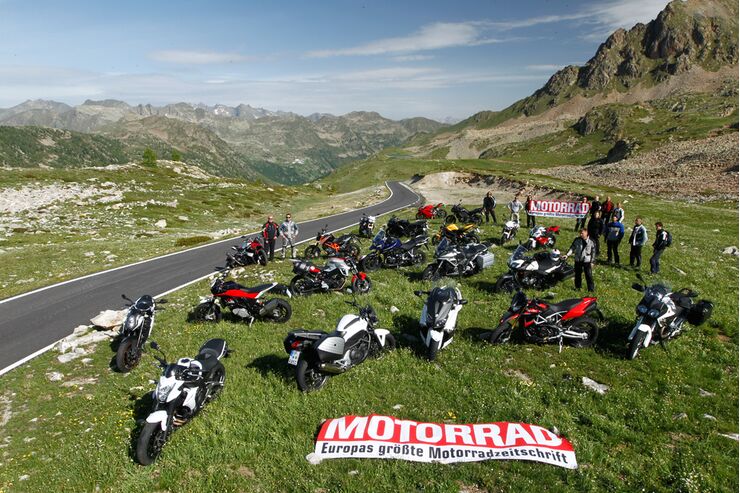 Alpine Masters 2012: la mejor moto para los Alpes