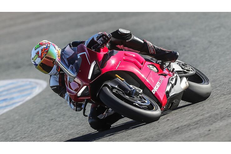 Ducati V4 R (2019) en el informe de conducción