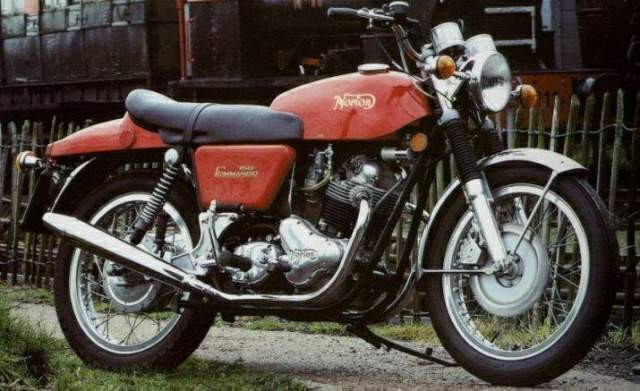 Especificaciones técnicas de Norton Commando 750 Fastback