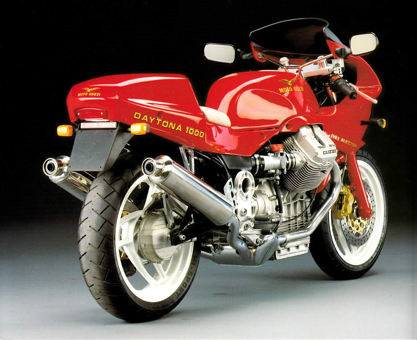 Especificaciones técnicas Moto Guzzi Daytona 1000