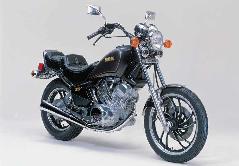 Especificaciones técnicas de la Yamaha XV 400 Virago