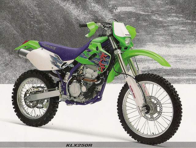 Especificaciones técnicas Kawasaki KLX 650