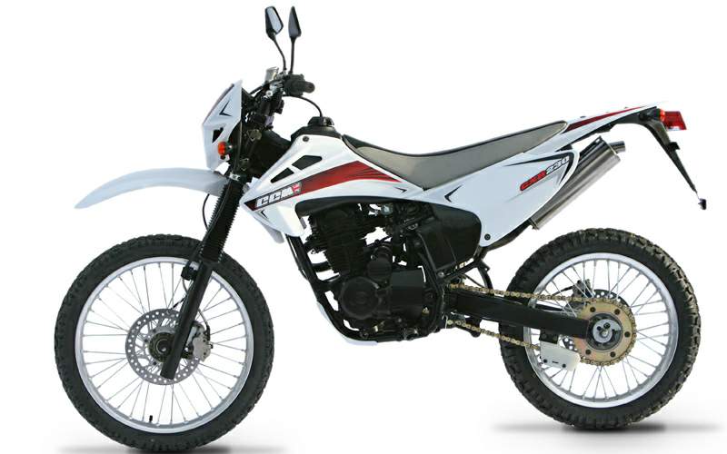 Especificaciones técnicas CCM C-XR 230E