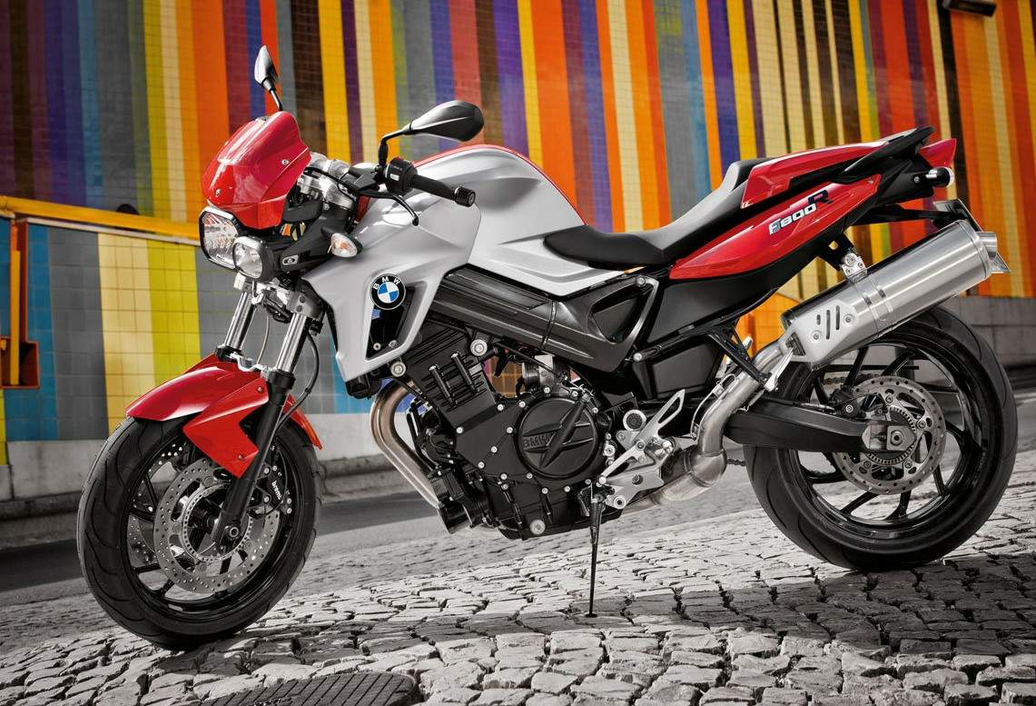 Especificaciones técnicas de la BMW F 800R (2012)