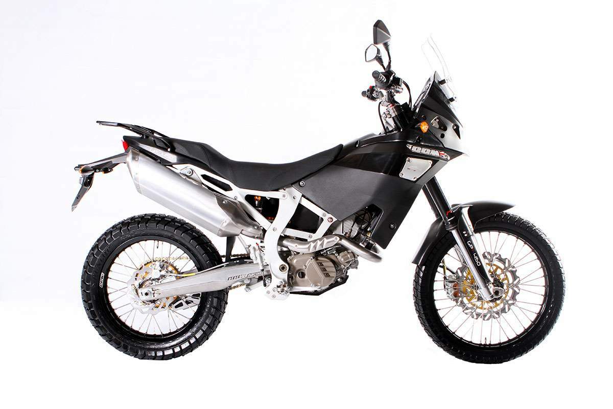 Especificaciones técnicas CCM GP 450 Adventure (2014)