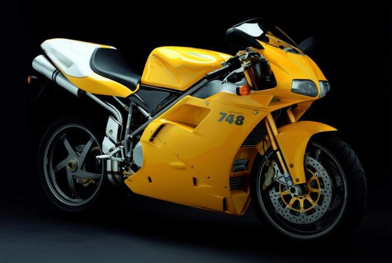 Ducati 748R (2001) especificaciones técnicas