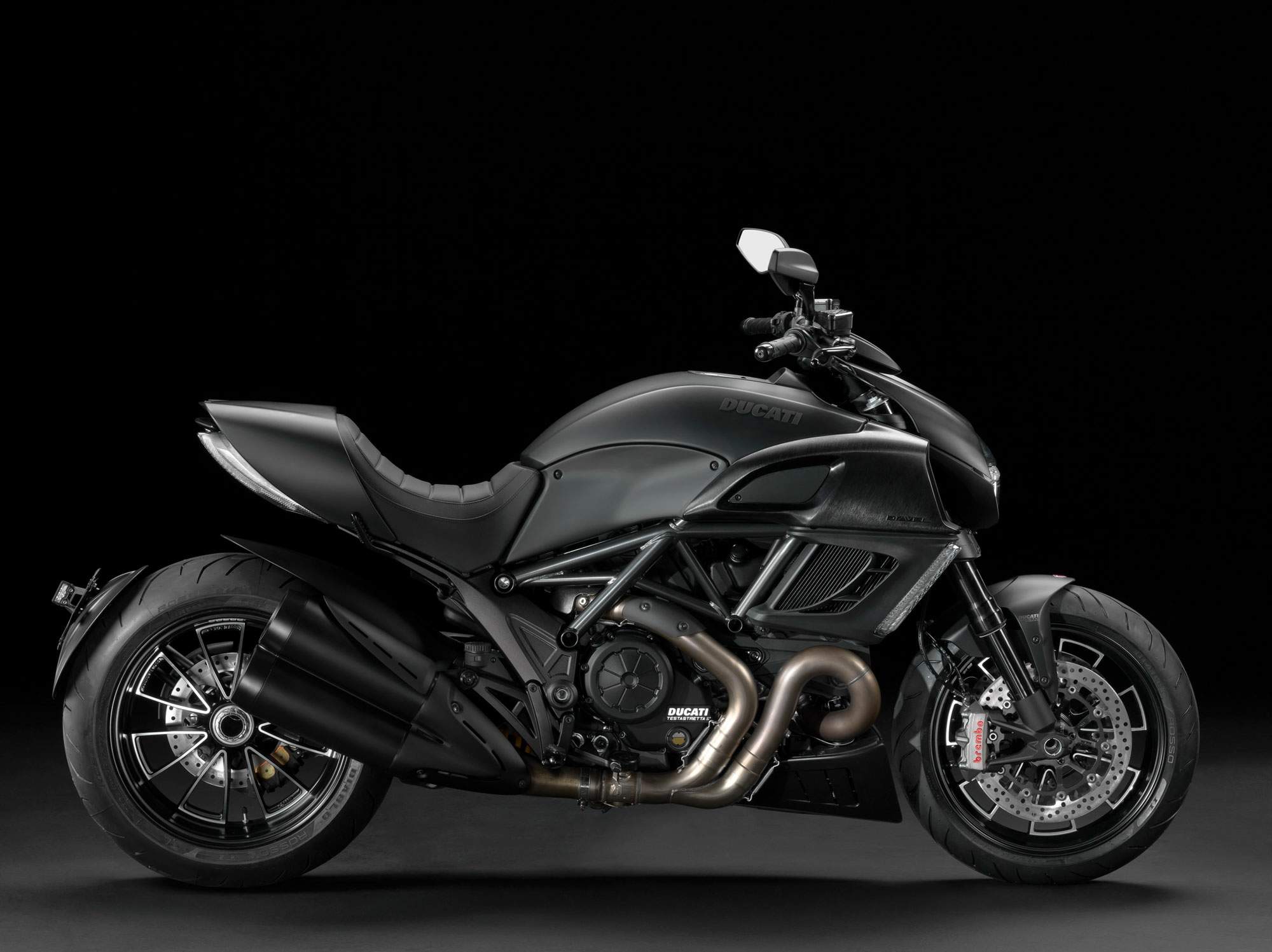 Ducati Diavel Dark (2013) especificaciones técnicas