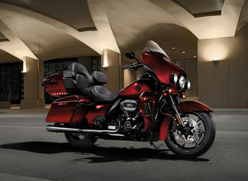 Harley-Davidson Harley Davidson CVO Limited (2018) especificaciones técnicas