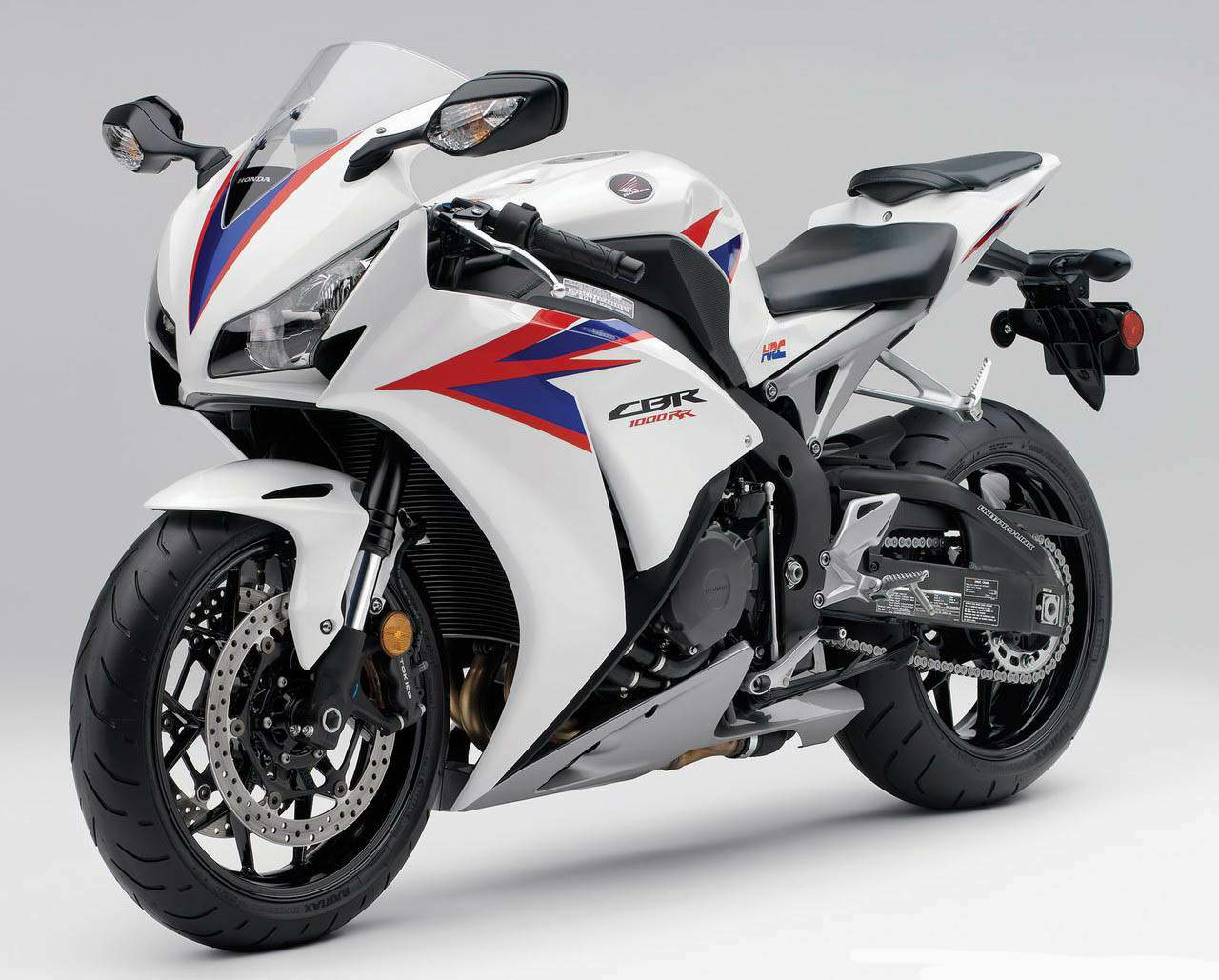 Honda CBR 1000RR Fireblade (2013) especificaciones técnicas