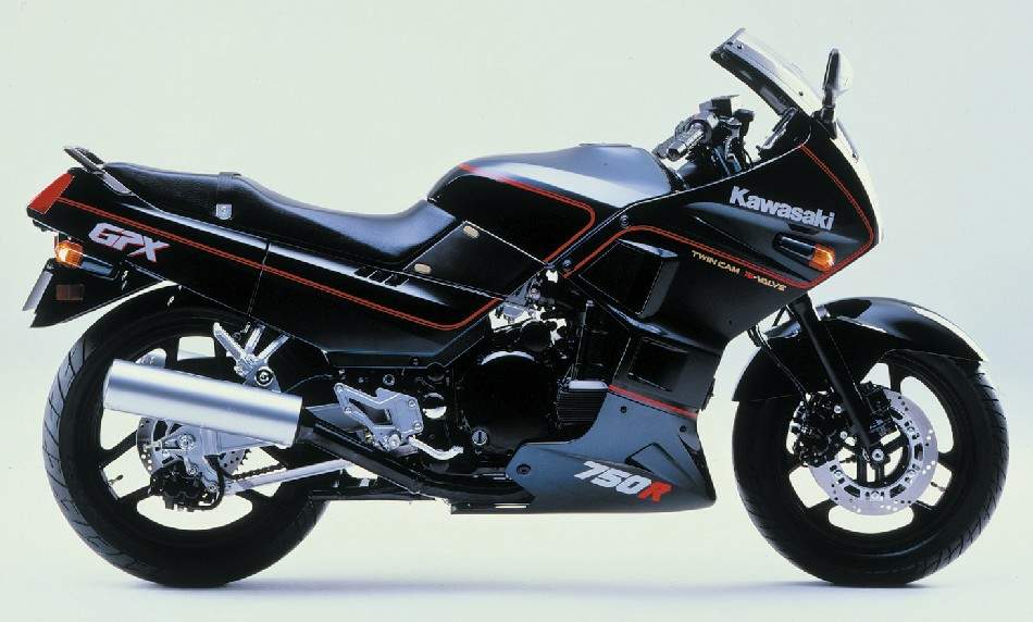 Especificaciones técnicas Kawasaki GPX 750R (1986-87)
