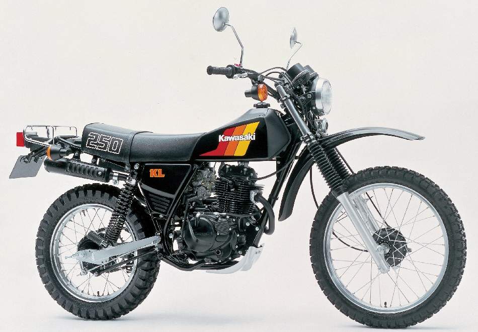 Especificaciones técnicas Kawasaki KL 250 (1982-)