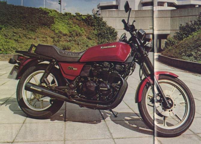 Especificaciones técnicas Kawasaki Z 550GT (1983)