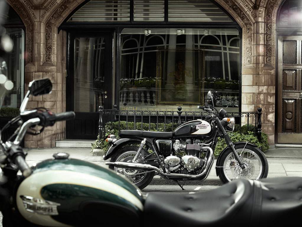 Especificaciones técnicas de la Triumph Bonneville T100 (2011)