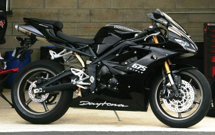 Especificaciones técnicas Triumph Daytona 675 (2009)