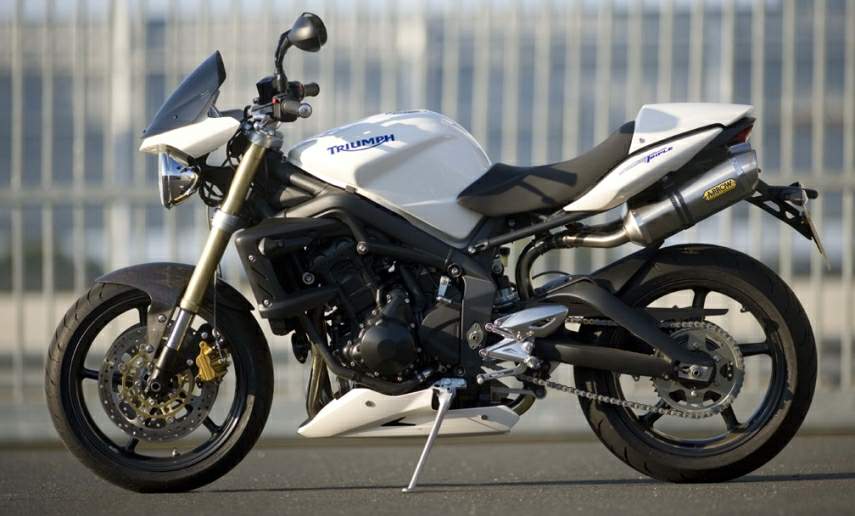 Especificaciones técnicas Triumph Street Triple 675 (2009)