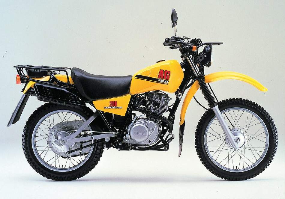 Especificaciones técnicas de Yamaha AG 200 (1985-)