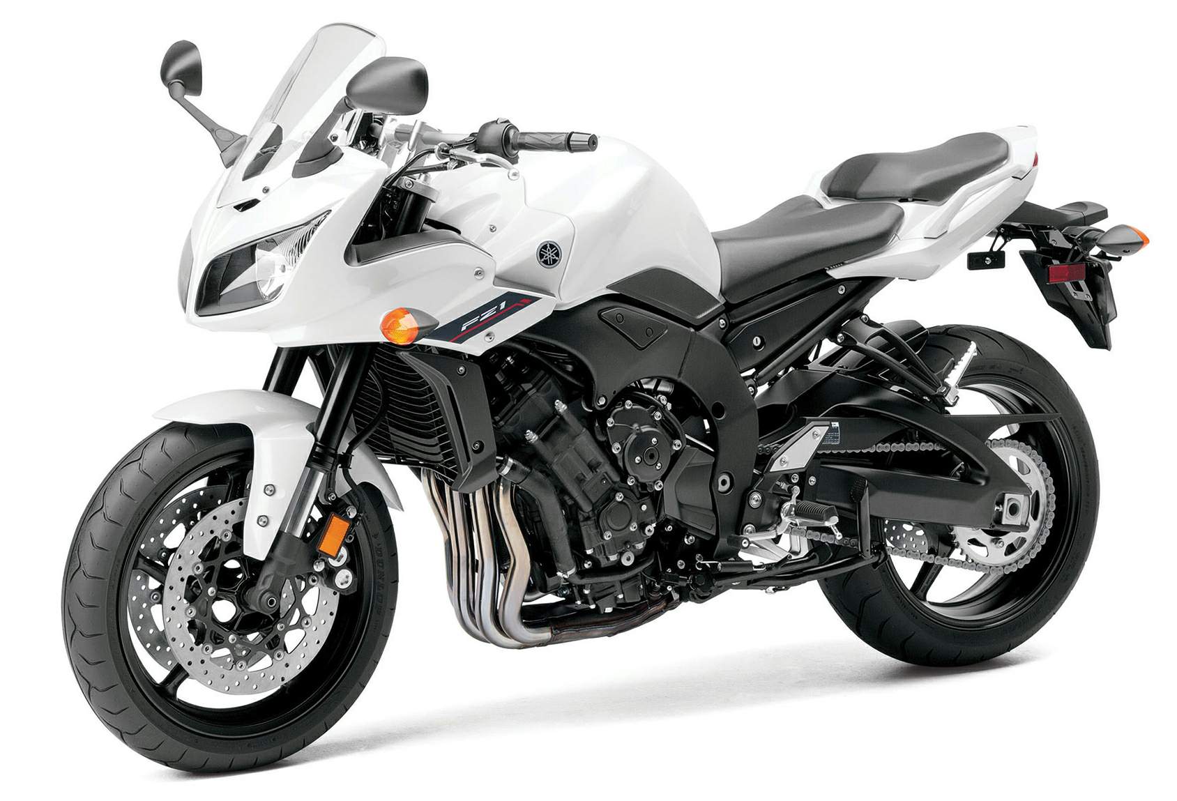 Especificaciones técnicas de la Yamaha FZ-1 Fazer (2015)