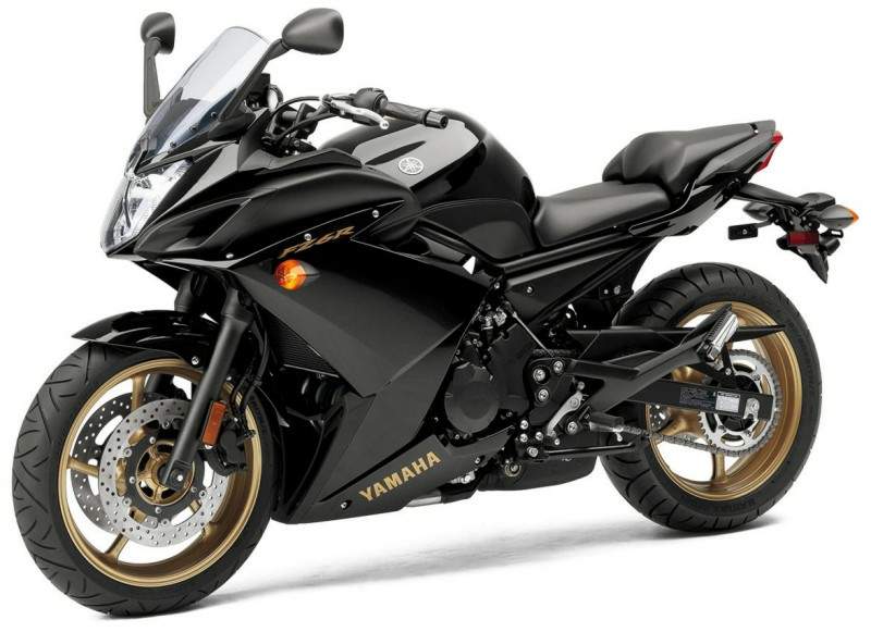 Especificaciones técnicas de la Yamaha FZ6R (2010)