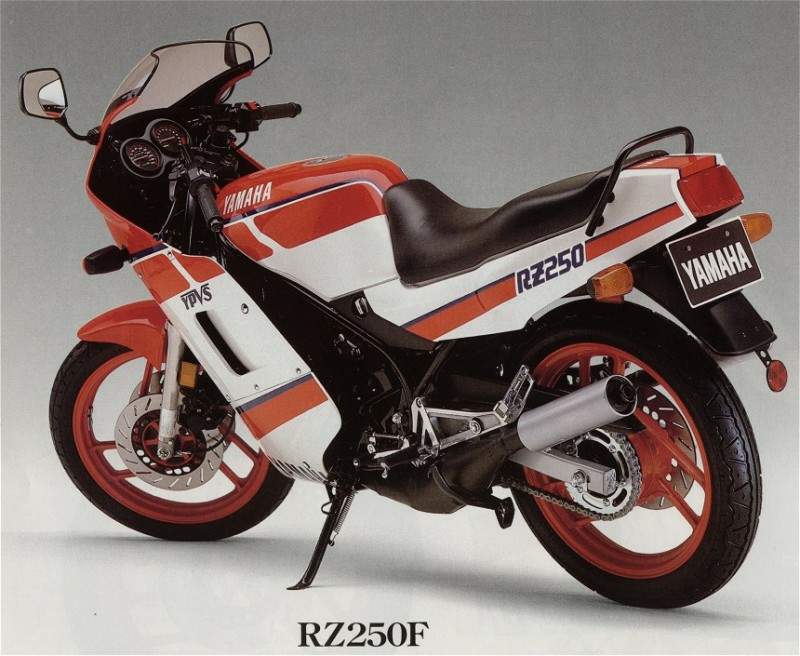 Especificaciones técnicas de la Yamaha RD 350F (1985)