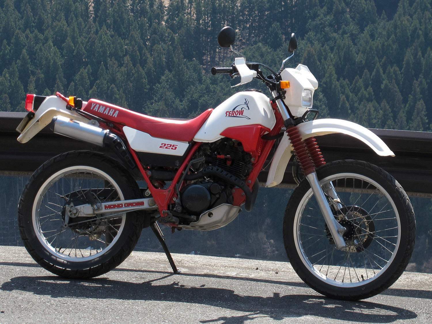 Especificaciones técnicas de Yamaha XT 225 Serow (1985-86)