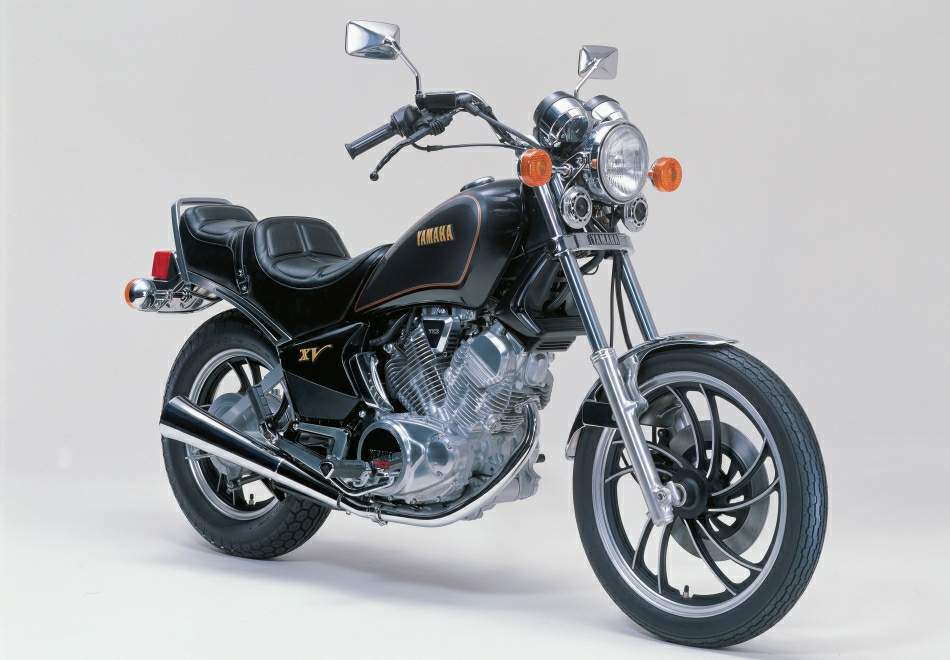 Especificaciones técnicas de Yamaha XV 400 Virago (1984-86)