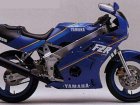 Yamaha FZR 400 Génesis