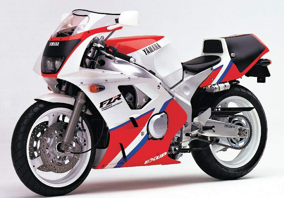 Especificaciones técnicas de la Yamaha FZR 400R-SP