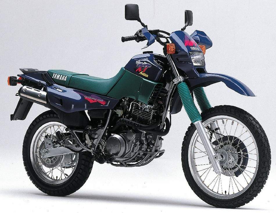 Especificaciones técnicas de la Yamaha XT 400 Artesia