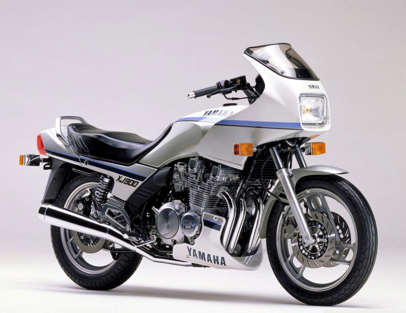 Especificaciones técnicas de la Yamaha XJ 900F