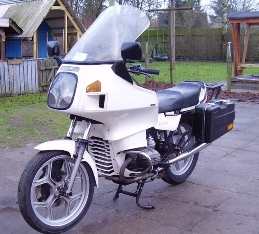 Especificaciones técnicas de la BMW R 65 RT Monolever (1984-88)