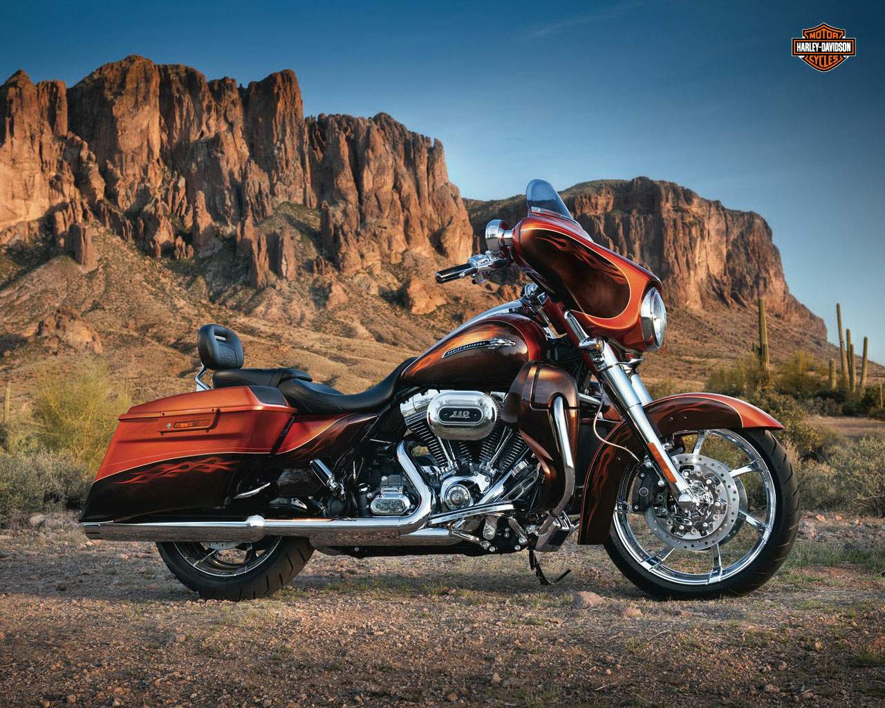 Harley-Davidson Harley Davidson FLHX SE Street Glide CVO (2012) especificaciones técnicas