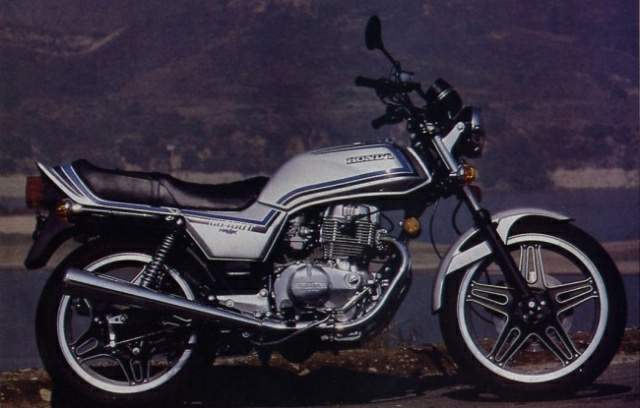 Honda CB 400T Hawk (1982) especificaciones técnicas