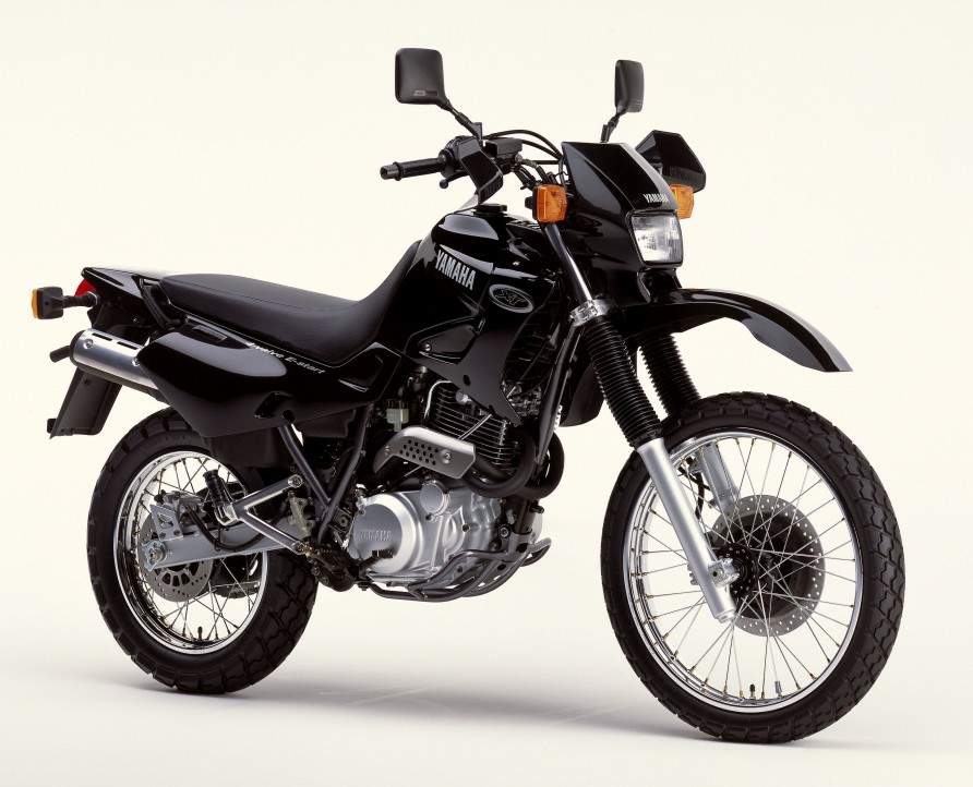 Especificaciones técnicas de la Yamaha XT 600E (2001-02)
