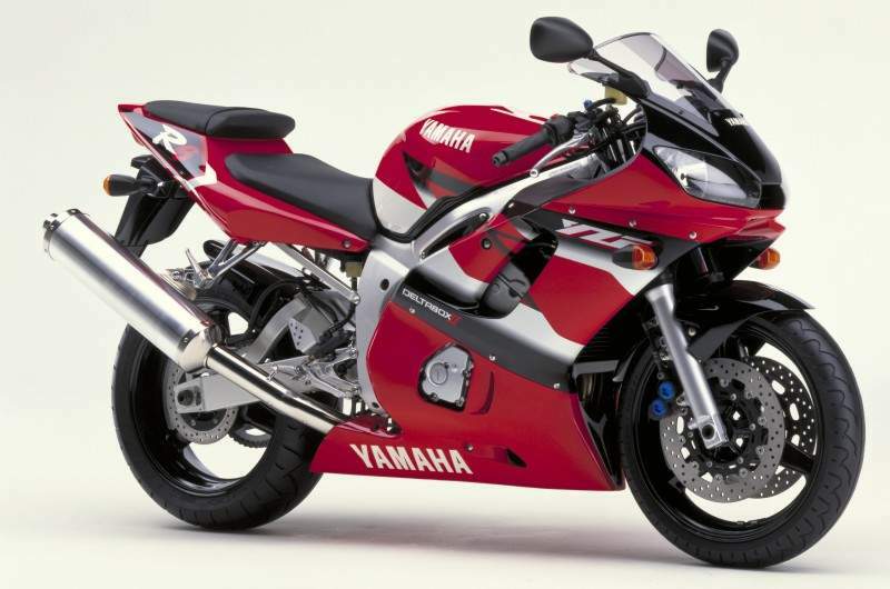 Especificaciones técnicas de la Yamaha YZF-600 R6 (2001)
