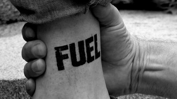 tatuaje de combustible